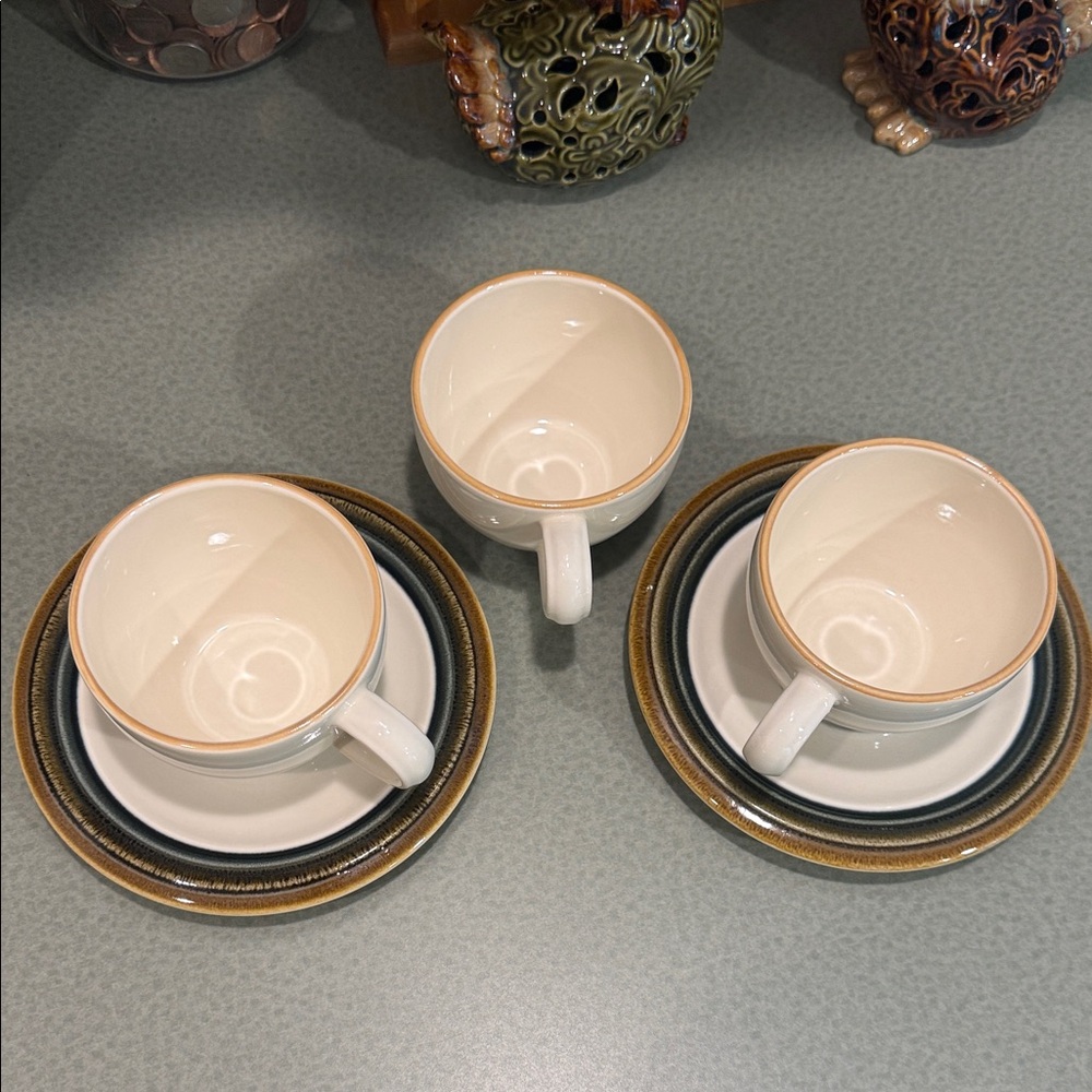 Phfaltzgraff Elegant Cream with Bown and green edges mug and Saucer Set